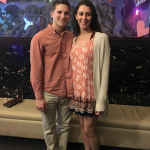 Meet your Posher, Ashton